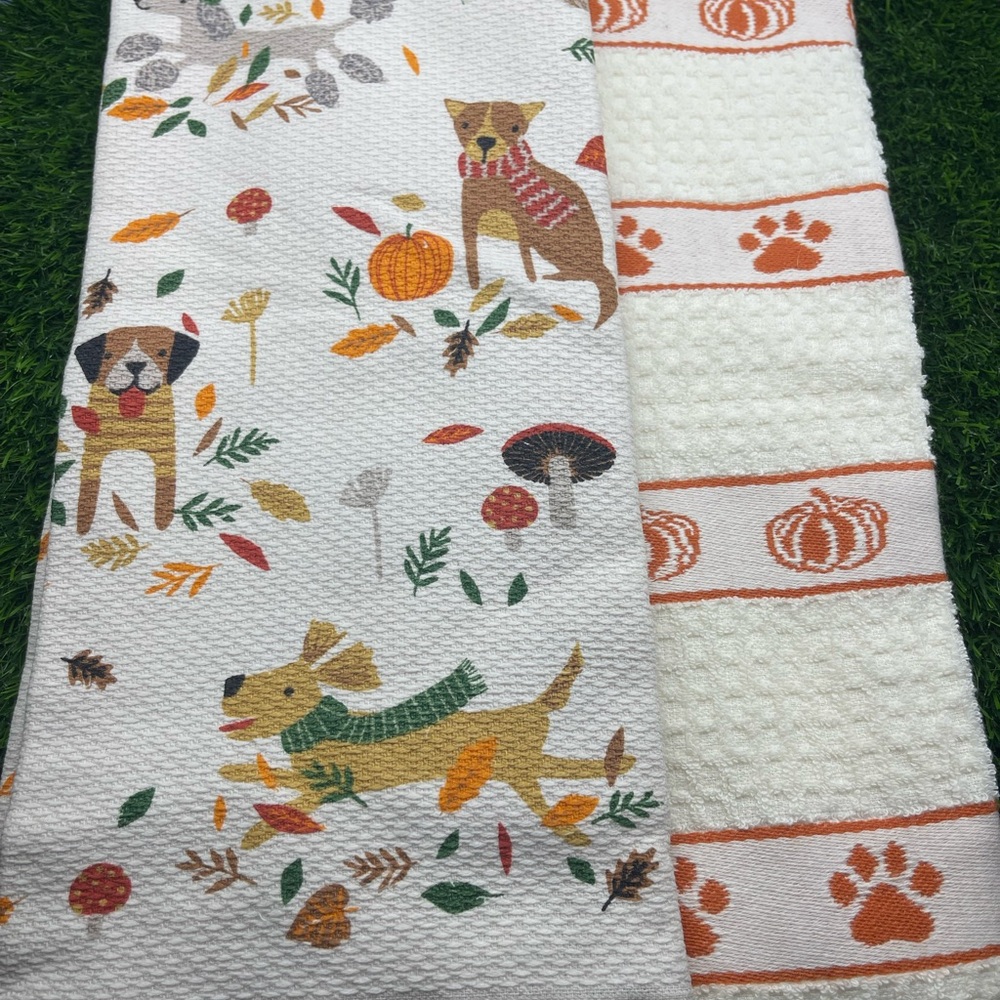 Humane Society Autumn Dog and Paw Print Kitchen Towel Set, NWOT 🐾 🍂 🍄‍🟫